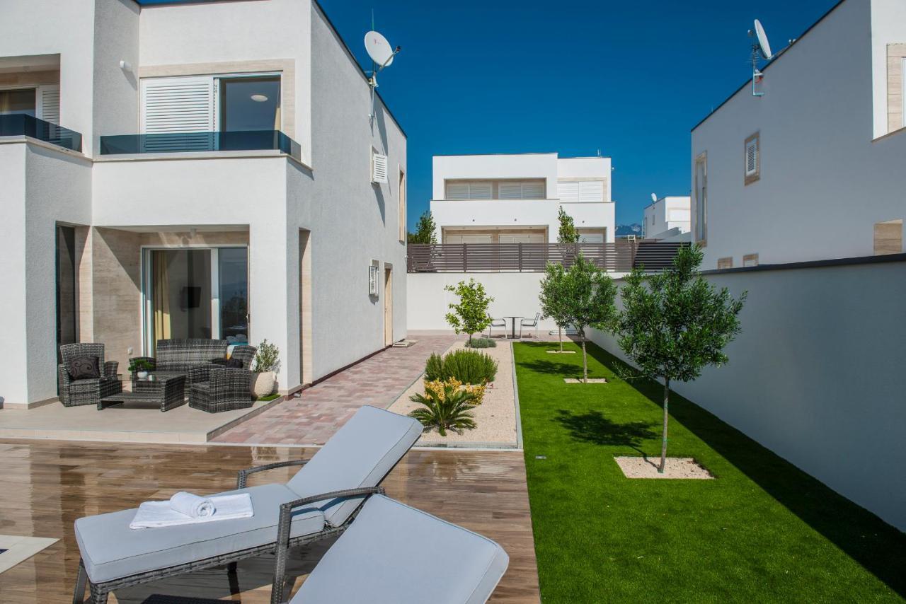 Villas Royal II With Private Pool Novalja Luaran gambar