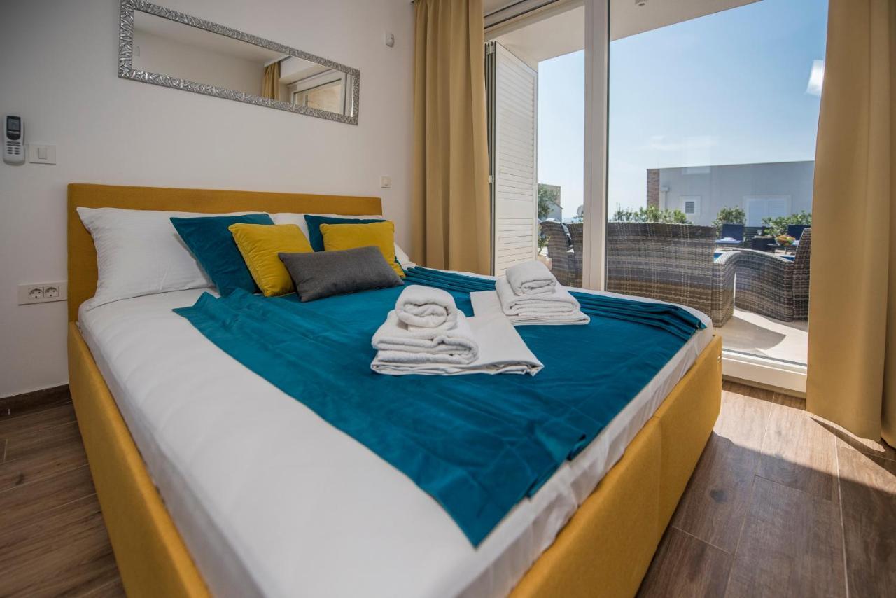 Villas Royal II With Private Pool Novalja Luaran gambar